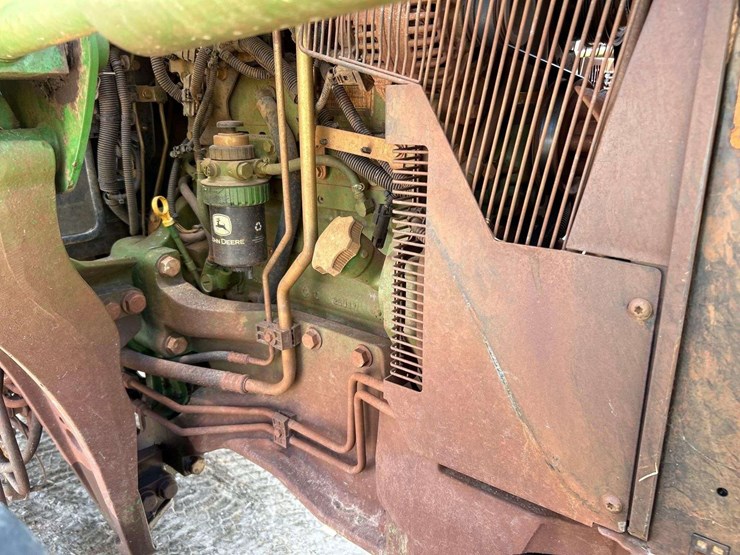 2011-john-deere-5075m-image-9