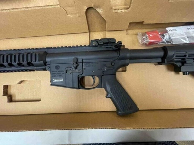 smith-&-wesson-22-rifle-image-10