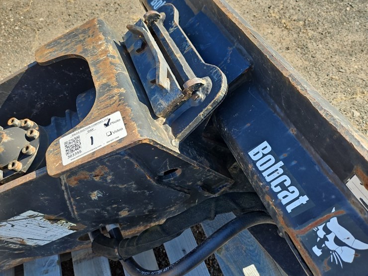 bobcat-hydraulic-breaker-hammer-image-5