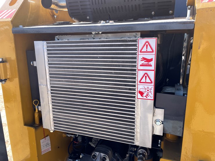 #9456-•-unused-2025-cfg-skid-steer-loader-image-23