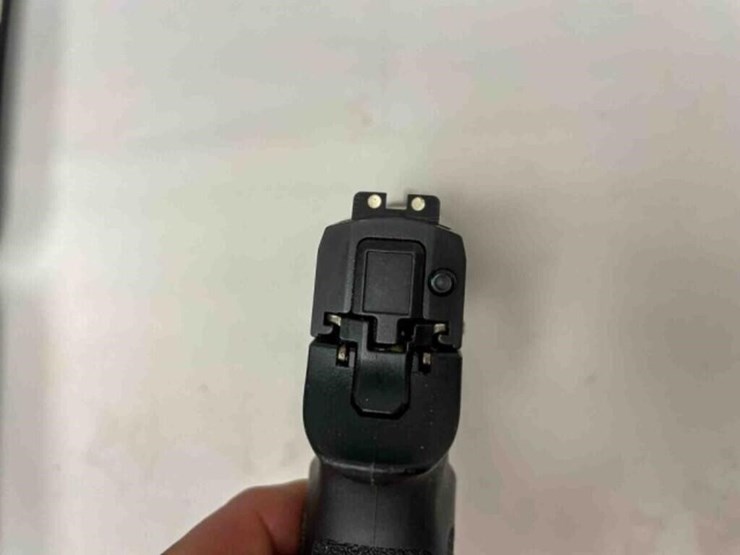 sig-sauer-9mm-pistol-image-8