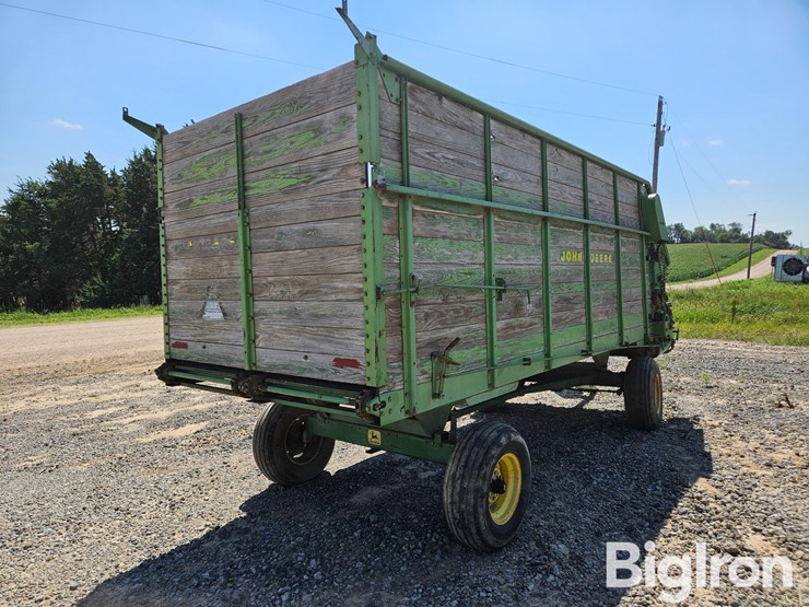 john-deere-125-image-5