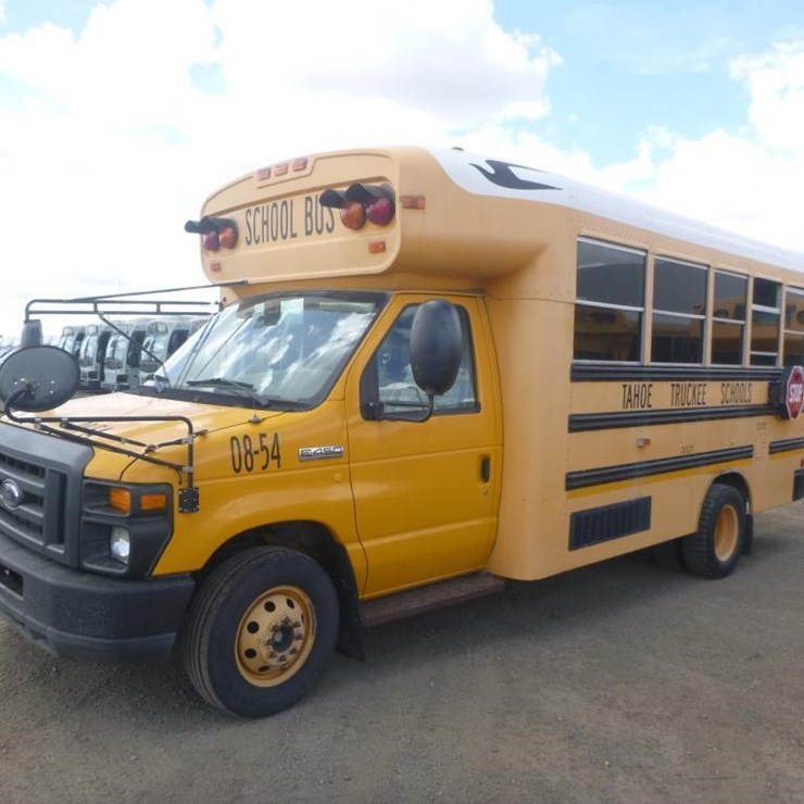2008 FORD E450
