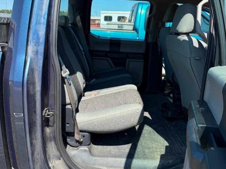 2017-ford-f150-xl-image-32
