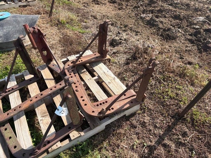 tractor-draw-bar-hitches-image-2