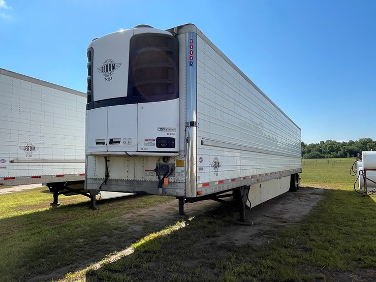2016-utility-3000r-image-1