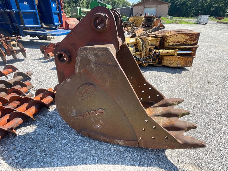 #58-•-esco-excavator-bucket-image-2