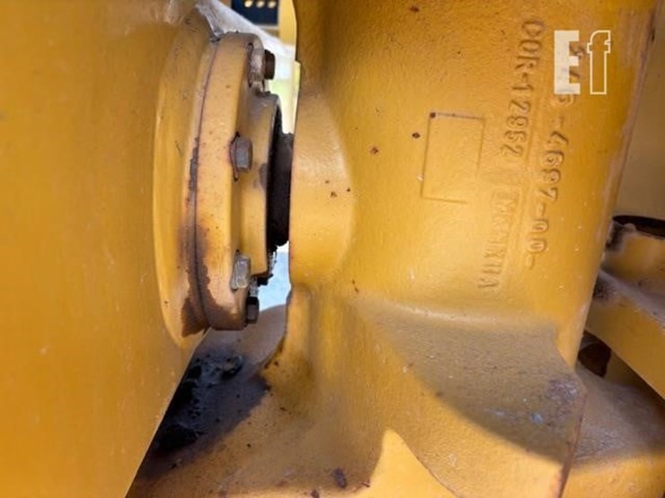 2016-caterpillar-cs54b-image-9
