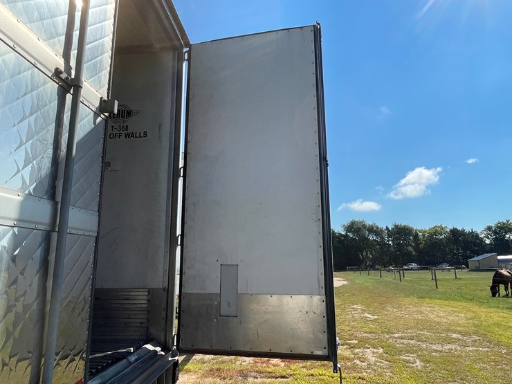 2016-utility-3000r-image-31