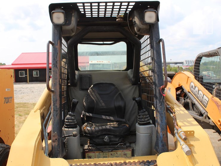 caterpillar-252-image-3