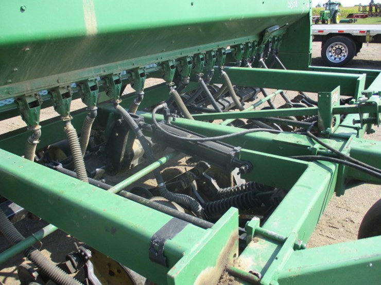 john-deere-750-image-20