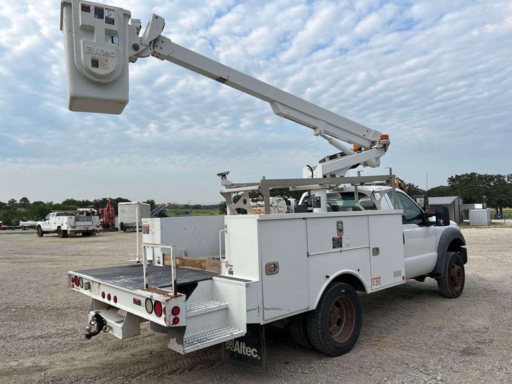 2014-altec-at200a-image-3