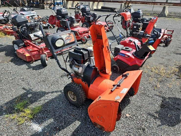 ariens-deluxe-30-snow-blower-image-2