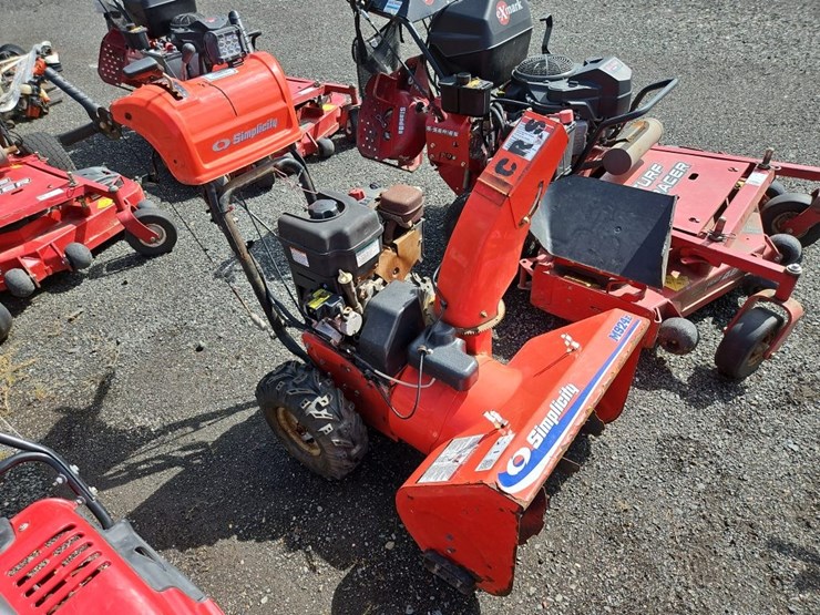 simplicity-m924e-snow-blower-image-2