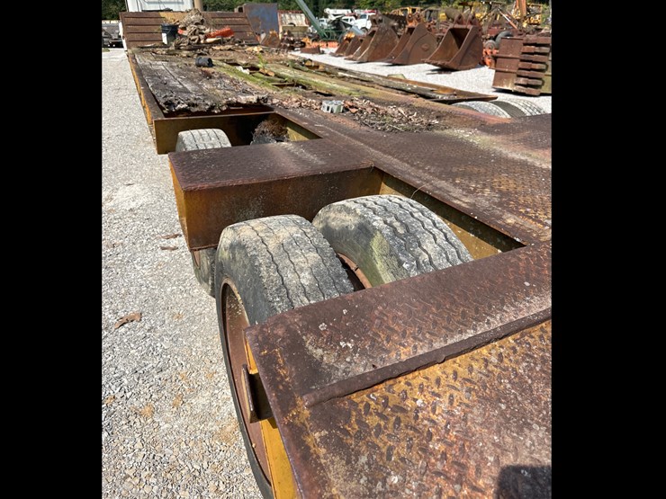 #86-•-45-ft-terra-tech-ttlb-30-2h-low-boy-trailer-with-hydraulic-ramps-image-4