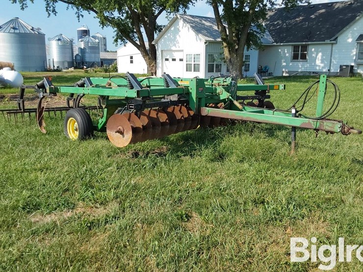 john-deere-714-image-3