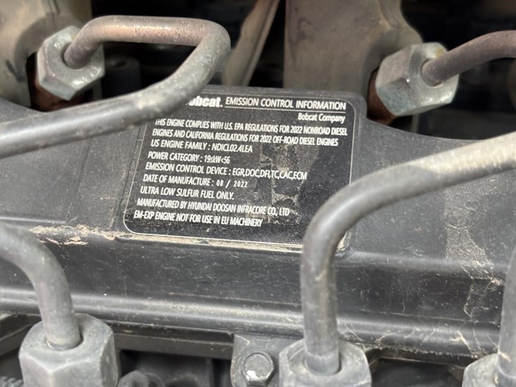 2022-bobcat-t550-image-38