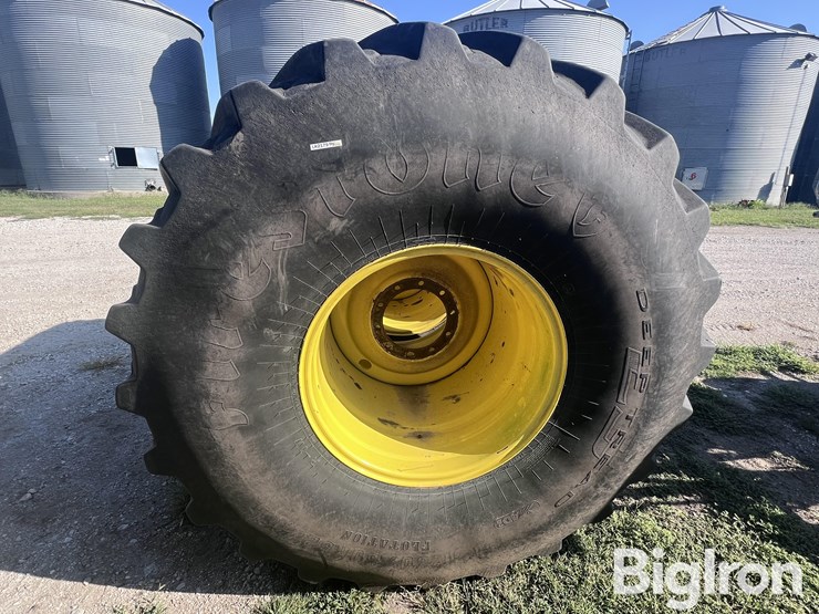 john-deere-s680-image-2