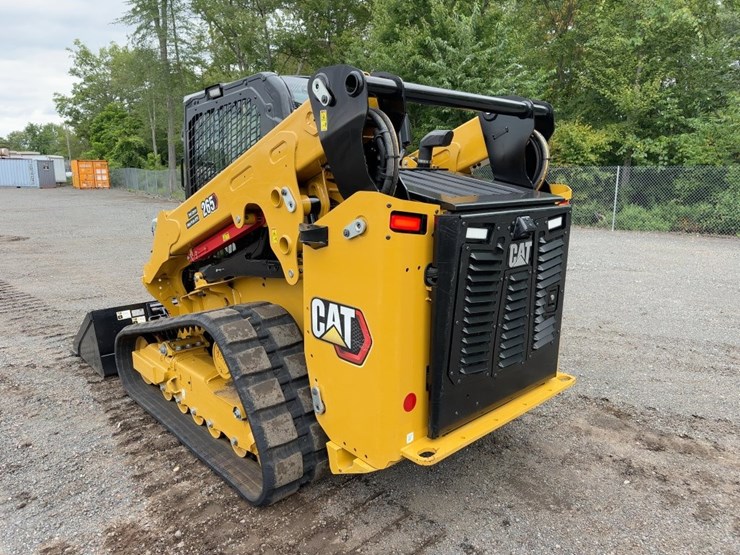 2024-caterpillar-265-track-skid-steer-image-3
