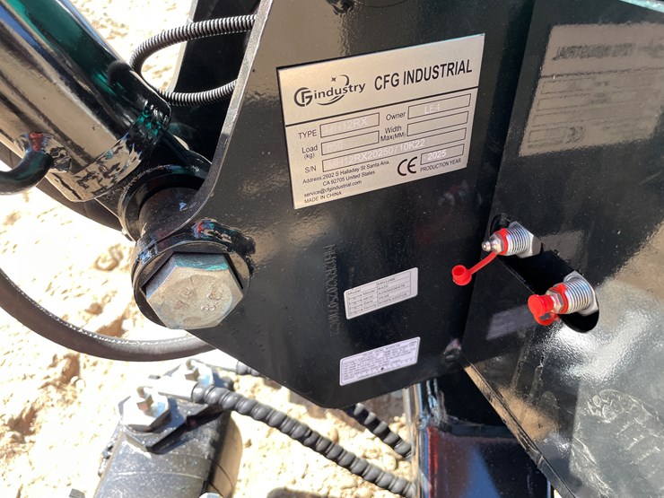#9451-•-2025-unused-cfg-mini-excavator-image-8