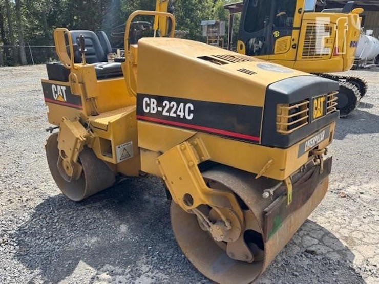1997-caterpillar-cb-224c-image-29