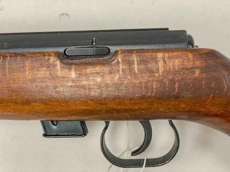 imc-romanian-.22-rifle-image-6