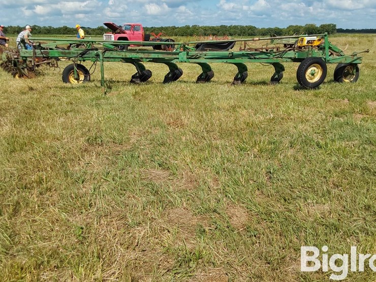 john-deere-2500-image-6