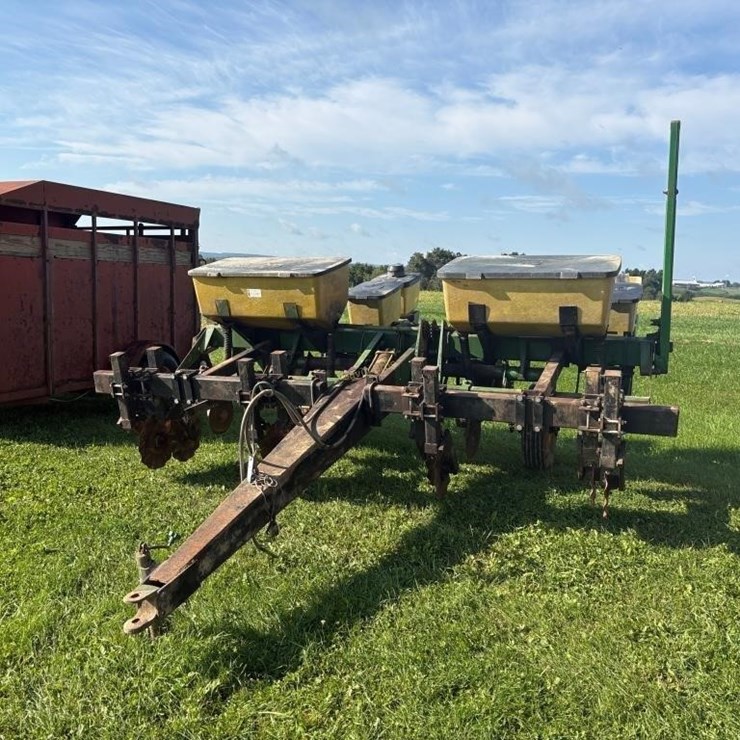 John Deere 4 Row Corn Planter