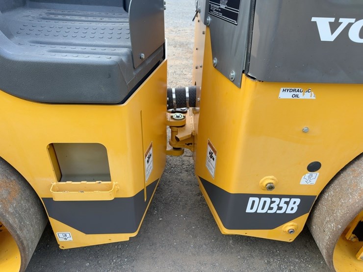 2020-volvo-dd35b-image-12