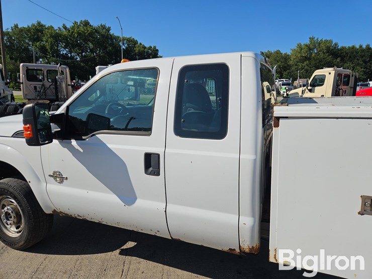 2013-ford-f350-xl-image-15