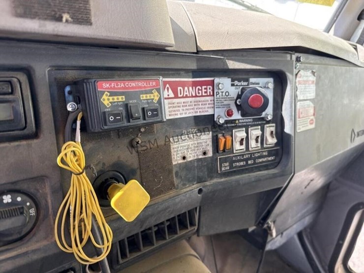 2000-international-4800-image-29