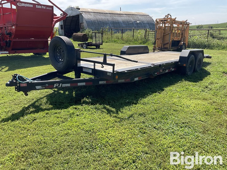 2022-pj-flatbed-image-1