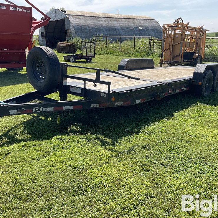 2022 PJ FLATBED