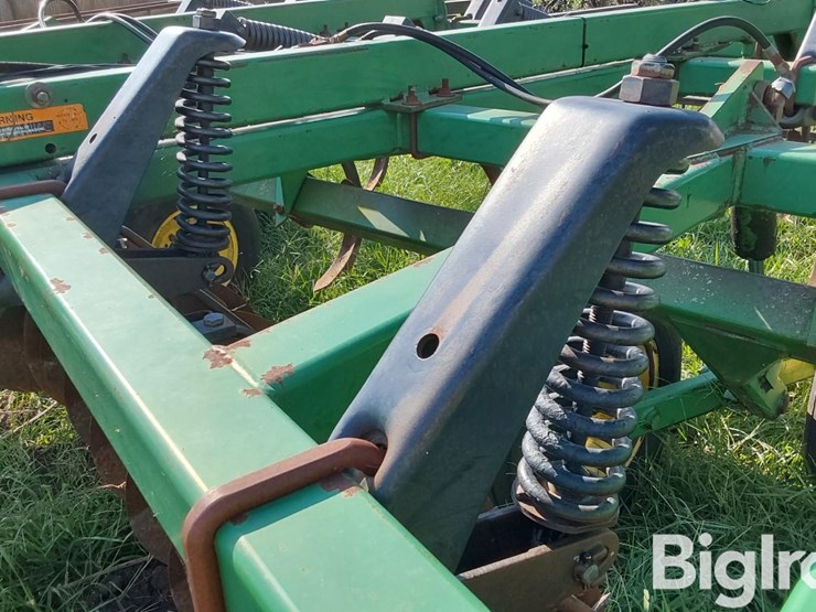 john-deere-714-image-16