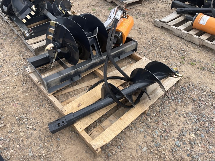 #3039-•-unused-2025-wolverine-skid-steer-auger-drive-and-bit-attachment-image-4