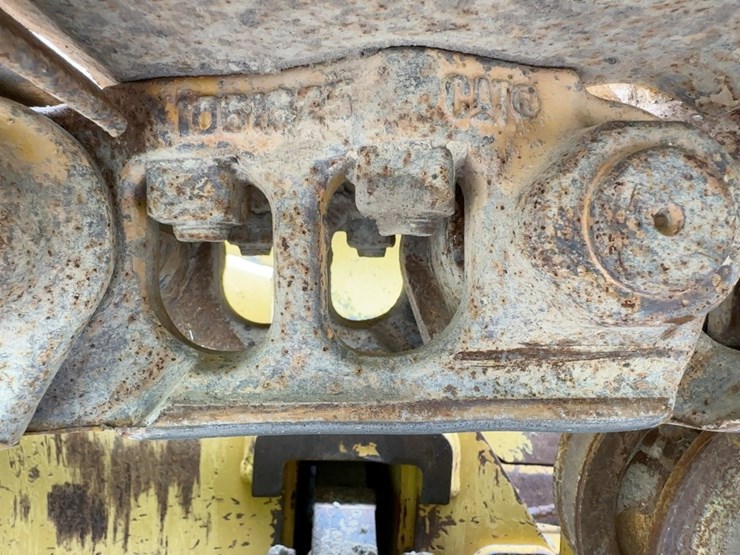 2016-caterpillar-d6k2-xl-image-19