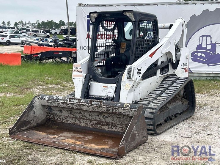 2020-bobcat-t740-image-1