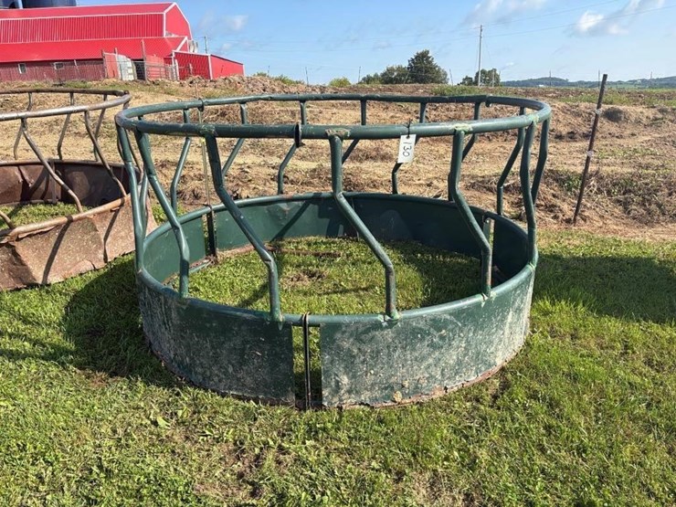 round-bale-feeder-image-2