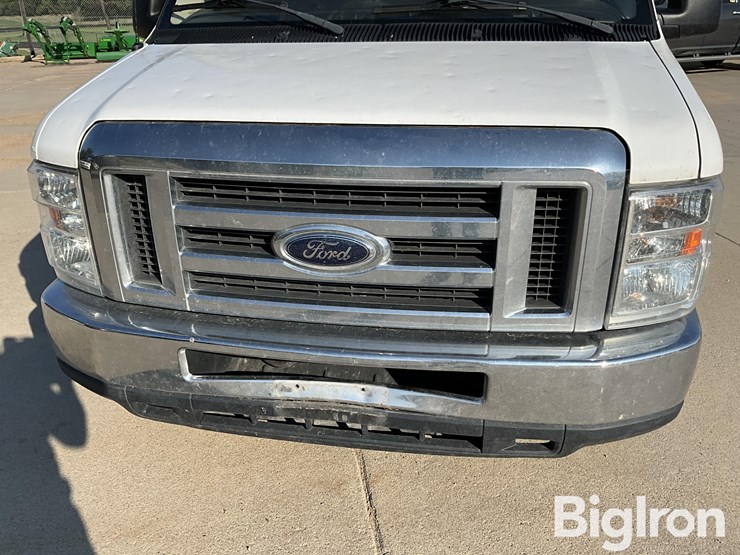 2011-ford-e350-xlt-image-9