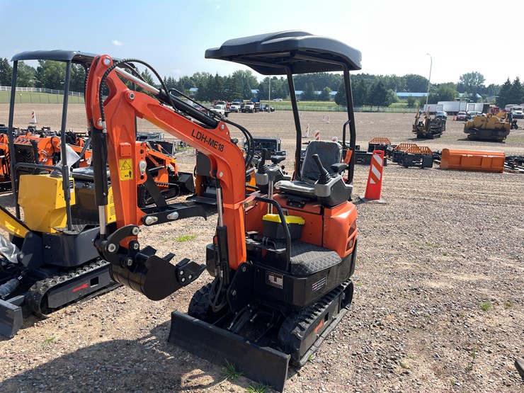 #9291-•-unused-2025-landhero-mini-excavator-image-1