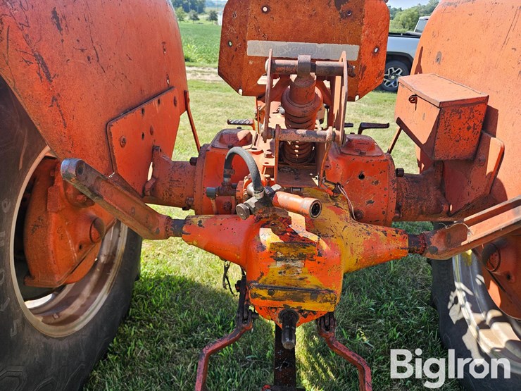 1962-allis-chalmers-d17-image-10