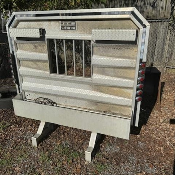 STURDY-LITE ALUMINUM HEADACHE RACK