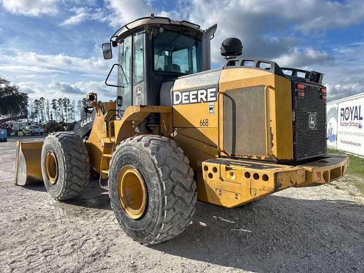2014-deere-644k-image-4