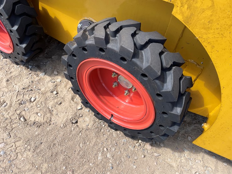 #9456-•-unused-2025-cfg-skid-steer-loader-image-19