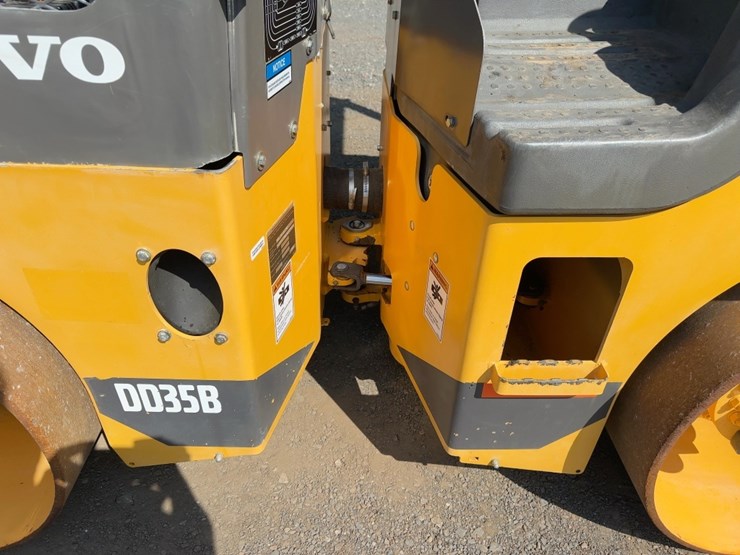 2020-volvo-dd35b-image-13