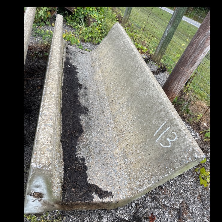 #113 • 8ft Concrete J Feed Bunks