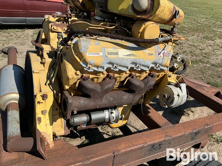 caterpillar-3208-image-17