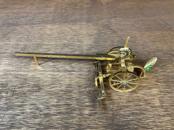 john-deere-16-image-4
