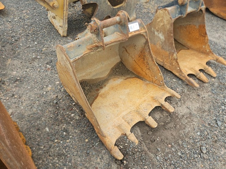 caterpillar-28-image-2