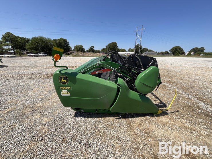 2019-john-deere-735fd-image-4